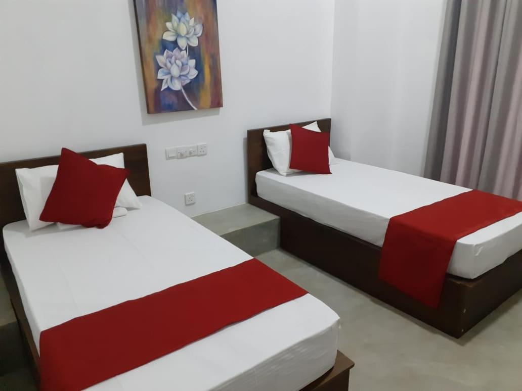 Everdew Kandy Rooms Exterior foto